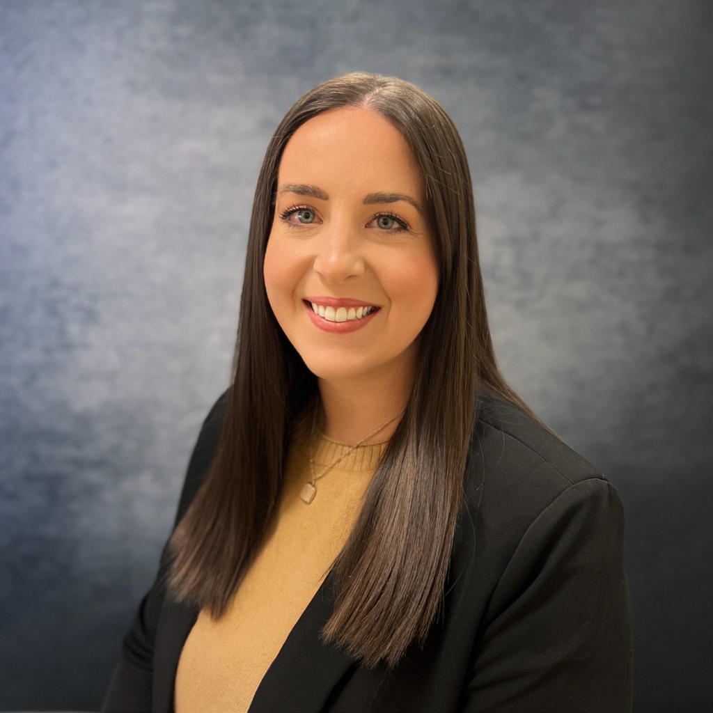 Abby Durig, CRNP<br />
